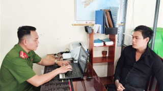 Công an xã bắt đối tượng truy nã đặc biệt nguy hiểm