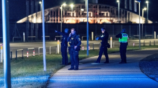 Thủ đô hai nước châu Âu náo loạn vì UAV lạ