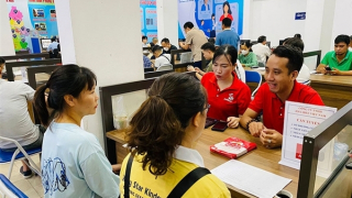 Nhiều cơ hội việc làm cho người lao động dịp cuối năm