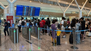 TP Hồ Chí Minh "siết" việc kiểm soát đi công tác nước ngoài đối với cán bộ, viên chức