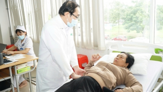 Vụ "máy hỏng vẫn tán sỏi": Bệnh nhân nói gì?