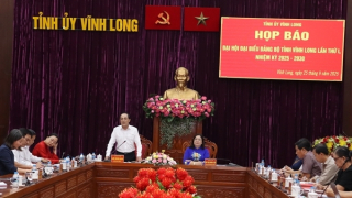 Vĩnh Long phấn đấu trở thành trung tâm kinh tế biển và sản xuất năng lượng tái tạo vùng ĐBSCL