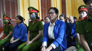 Xét xử cựu Tổng giám đốc Công ty Vàng bạc đá quý Sài Gòn Lê Thúy Hằng và các đồng phạm