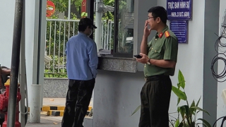 Ca sĩ Khánh Phương làm việc với Công an TP Hồ Chí Minh về MV "Anh em trước sau như một"