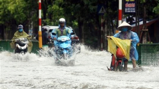 Bão số 10 Bualoi vào Biển Đông, miền Bắc mưa lớn