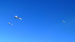 Giữa lúc căng thẳng, máy bay Nga-NATO "chạm mặt" ở một loạt khu vực