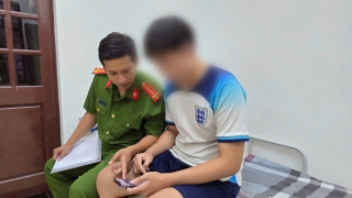 Vì sao sinh viên dễ rơi vào bẫy “bắt cóc” online?