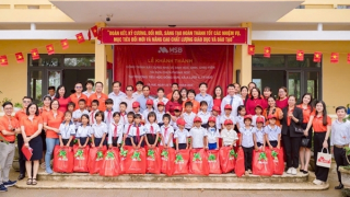 MSB trao tặng 8 phòng học và công trình vệ sinh tại Huế