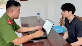 Thành viên đường dây lừa đảo nước ngoài giả danh nhân viên điện lực chiếm đoạt 2,25 tỷ đồng