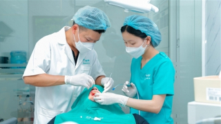 Dấu hiệu nhận biết nha khoa “bẫy khách": Giá rẻ có thực sự rẻ?