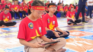 Tuyên truyền, phổ biến giáo dục về biển đảo cho các em học sinh