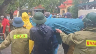 Bí thư Chi bộ thôn ở Thanh Hoá tử vong do cây đổ khi đi trực chống bão trong đêm