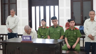 Bản án nghiêm khắc cho nhóm tội phạm tranh đoạt quyền quản lý mỏ cát