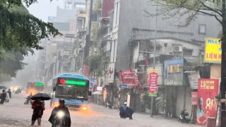 Hà Nội và các tỉnh Bắc Bộ tiếp tục mưa lớn đến sáng mai