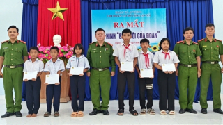 Ý nghĩa mô hình “Em nuôi của Đoàn” tại vùng biên giới Đà Nẵng