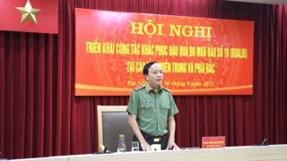 Quyết liệt, khẩn trương triển khai ứng phó, khắc phục hậu quả bão số 10