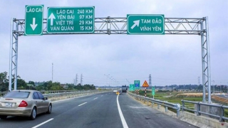 Nâng cấp, mở rộng lên 4 làn xe mặt đường cao tốc Nội Bài - Lào Cai