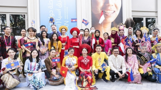 "Lễ hội Văn hóa Thế giới tại Hà Nội": Văn hóa làm nền tảng - nghệ thuật là phương tiện