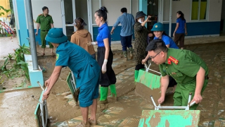 Công an xã ở Thanh Hoá chủ động khắc phục hậu quả sau mưa bão
