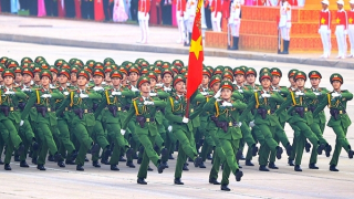 Nhiệm kỳ đi đầu, làm gương trong sắp xếp, tinh gọn tổ chức bộ máy