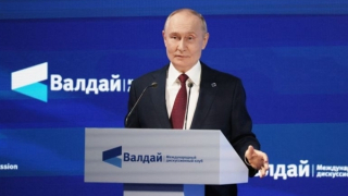 Tổng thống Putin phản pháo việc Nga bị gọi là "một con hổ giấy"