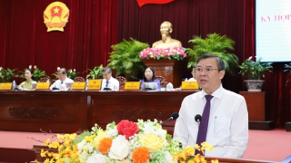 Đồng chí Trương Cảnh Tuyên được bầu làm Chủ tịch UBND TP Cần Thơ