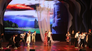 Con em CBCS, công nhân viên Cục Truyền thông CAND vui Tết Trung thu cùng “Công chúa Tóc Mây”