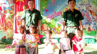 Gần 500 triệu đồng tổ chức chương trình “Biên cương - Đêm hội trăng Rằm”