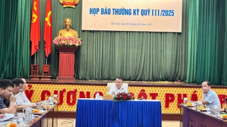 Ngân sách thu hơn 1,9 triệu tỷ đồng, với nhiều khoản thu tăng mạnh