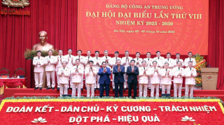 Tổng Bí thư Tô Lâm yêu cầu phát động phong trào thi đua "3 nhất" trong toàn Đảng bộ Công an Trung ương