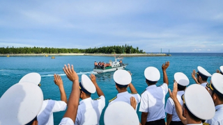 “Bầu Hiển” ủng hộ 5 tỷ đồng để cùng phủ xanh đặc khu Trường Sa của Tổ quốc