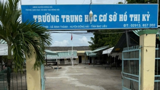 Hiệu trưởng cho vợ là giáo viên thuê căn tin của trường