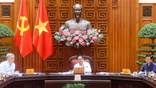 Hoàn thiện chính sách chấn hưng văn hóa