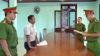 TP Huế: Bắt giam 2 cán bộ phường về hành vi nhận hối lộ