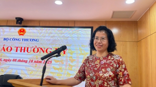 Gỡ bỏ 44.446 sản phẩm và chặn 12.414 gian hàng vi phạm trên thương mại điện tử