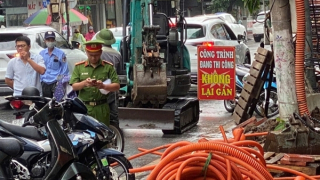 Hải Phòng: Áp dụng  biện pháp bảo vệ thi công đối với vụ việc đưa máy xúc phá dỡ công trình