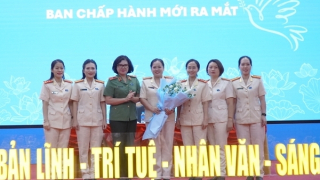 Phụ nữ Cục An ninh mạng và phòng, chống tội phạm sử dụng công nghệ cao tiên phong, sáng tạo trong công tác chuyển đổi số