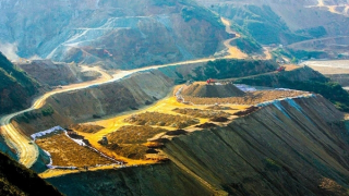 EU thúc giục Trung Quốc bảo đảm nguồn cung đất hiếm