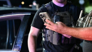 Mỹ: Bên trong các mạng lưới buôn người và tuyển dụng thanh niên trên mạng xã hội