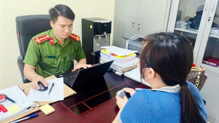 Công an phường hỗ trợ người dân thu hồi 1 tỷ đồng chuyển nhầm