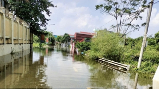 Hà Nội: Quốc lộ 3 ngập sâu, phương tiện lưu ý đi theo lộ trình khác