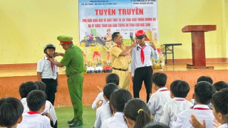 Công an Đồng Nai tăng cường giáo dục, xử lý vi phạm giao thông trong lứa tuổi học sinh