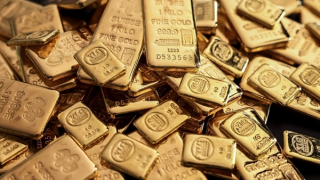 Giá vàng tiếp tục tăng mạnh