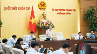 Thu nhập trên 17,285 triệu đồng/tháng mới phải đóng thuế, mức giảm trừ của người phụ thuộc là 6,2 triệu đồng