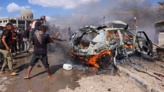 Israel dội hỏa lực vào một chiếc xe ở Gaza, gia đình 11 người thiệt mạng