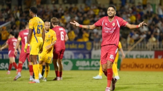 Công nghệ VAR khước từ hai bàn thắng của CLB Bóng đá Công an Hà Nội