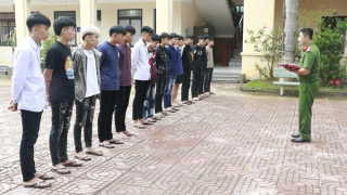 Bắt giữ nhóm thanh thiếu niên gây rối trật tự công cộng