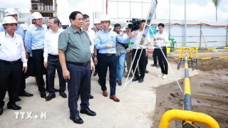 Thủ tướng Phạm Minh Chính kiểm tra, chỉ đạo xử lý các vướng mắc tại Cần Thơ