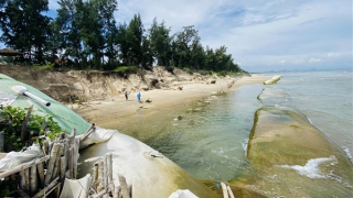 Nguy cơ sạt lở nghiêm trọng trên tuyến DT 606 gây chia cắt giao thông