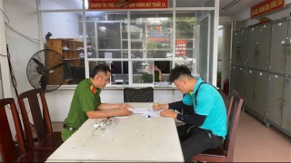 Vụ bé trai 4 tuổi bị bỏ rơi ở Khánh Hòa: Công an đã liên lạc được người mẹ